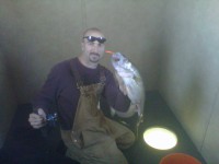 /album/ice-fishing-pictures/img-20111223-00098-jpg/